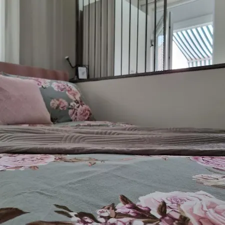 Apartment Onlystudio With Free Parking