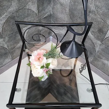 Onlystudio With Free Parking דירה *