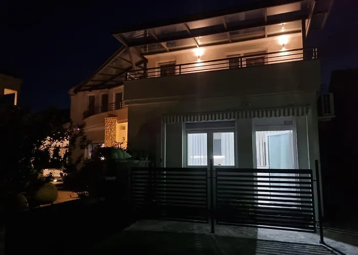 公寓 Onlystudio With Free Parking 扎达尔